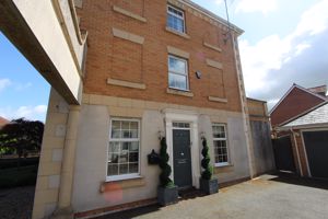 Photo 1- click for photo gallery